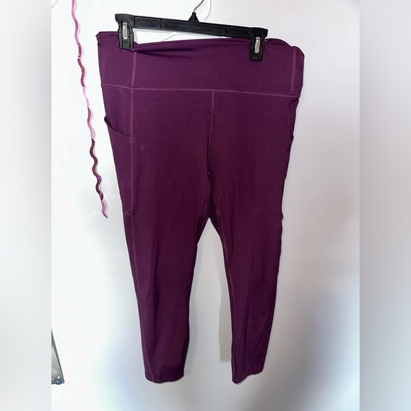 Fabletics Oasis Purple Legging 7/8 - Picture 1 of 1